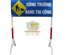 Biển báo công trình đang thi công hình chữ nhật